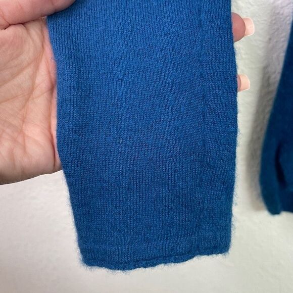 Quinn Women’s Blue Crewneck 100% Cashmere Sweater Size S‎ - Picture 4 of 8
